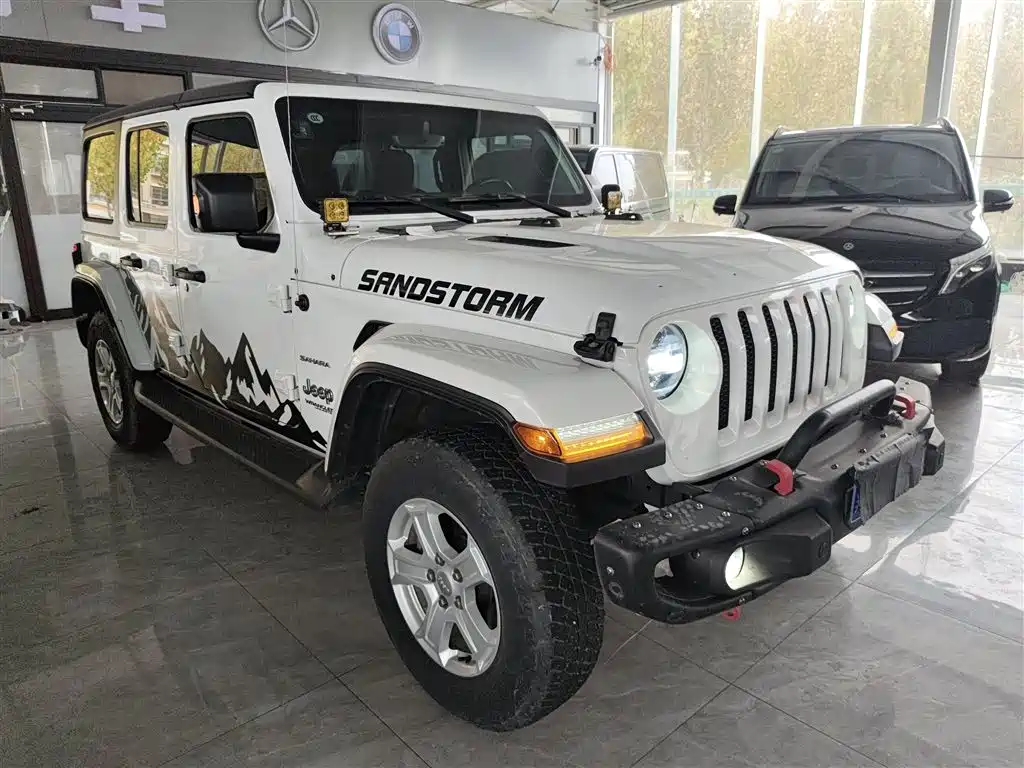 Wrangler 2.0 T Sahara 4-door CN-VI