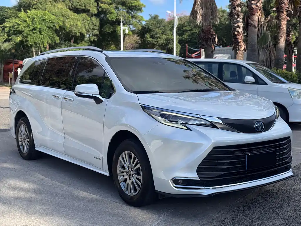 Sienna 2.5 L Hybrid Comfort
