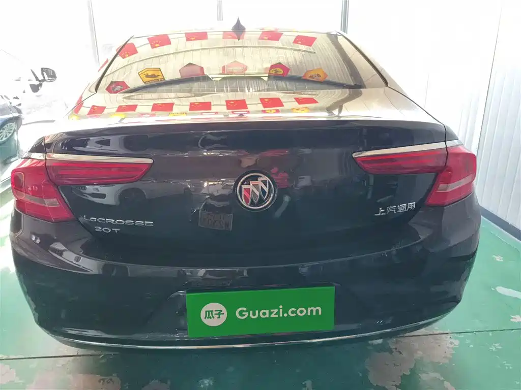 LaCrosse Facelift 20 T Leading