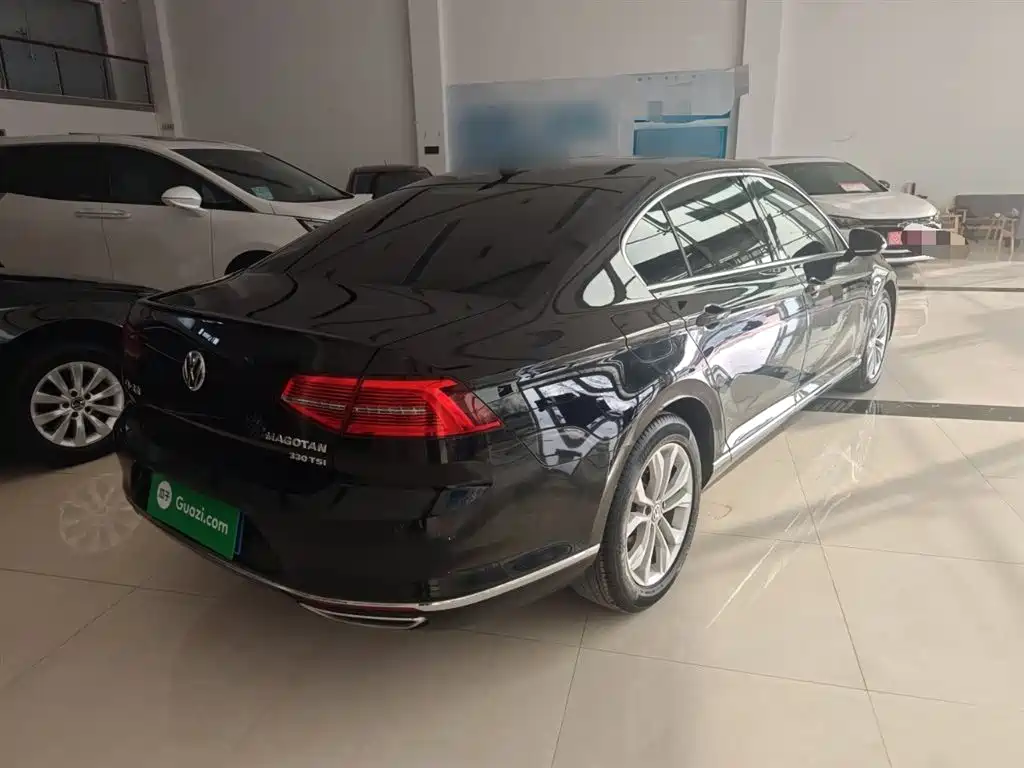 Magotan 330 TSI DSG Luxury CN-VI