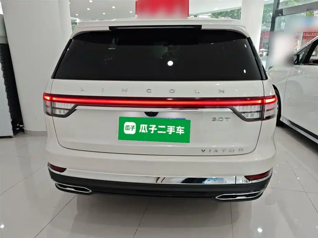 Aviator 3.0 T V6 4 WD Premium