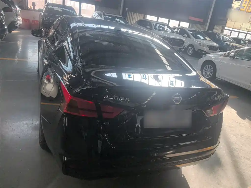 Teana 2.0 L XL Comfort