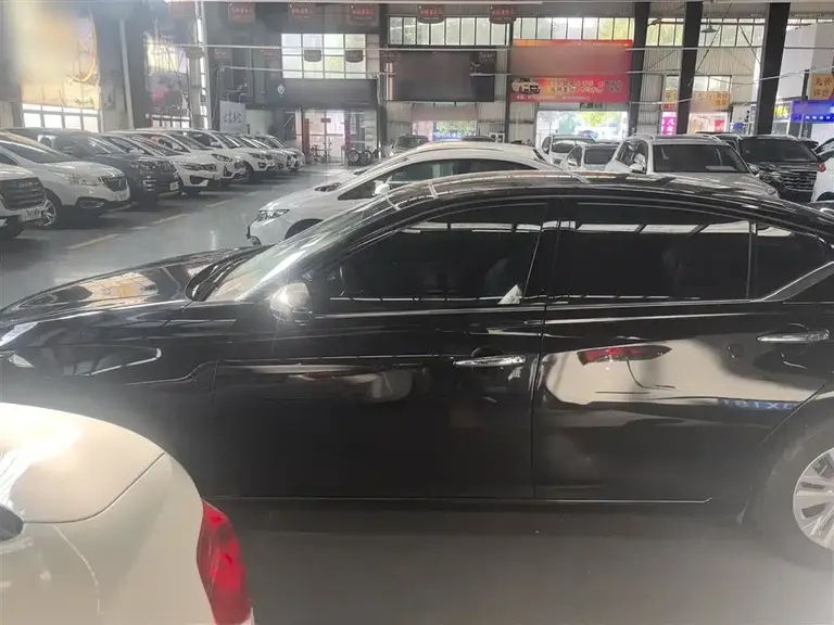 Nissan Teana 2.0 L XL Comfort