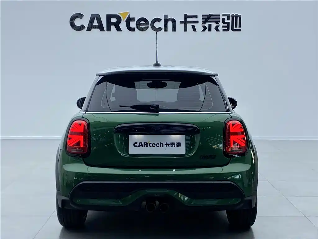 MINI Facelift 2.0 T COOPER S Artist