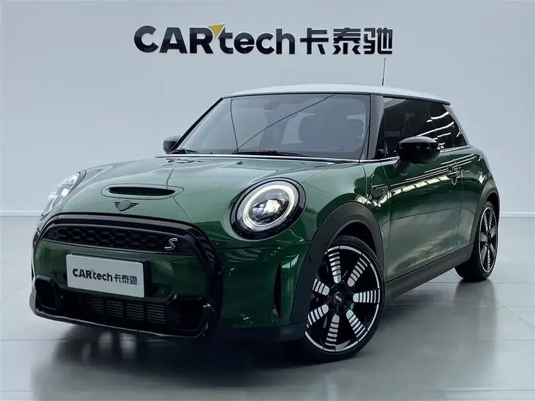 MINI Facelift 2.0 T COOPER S Artist