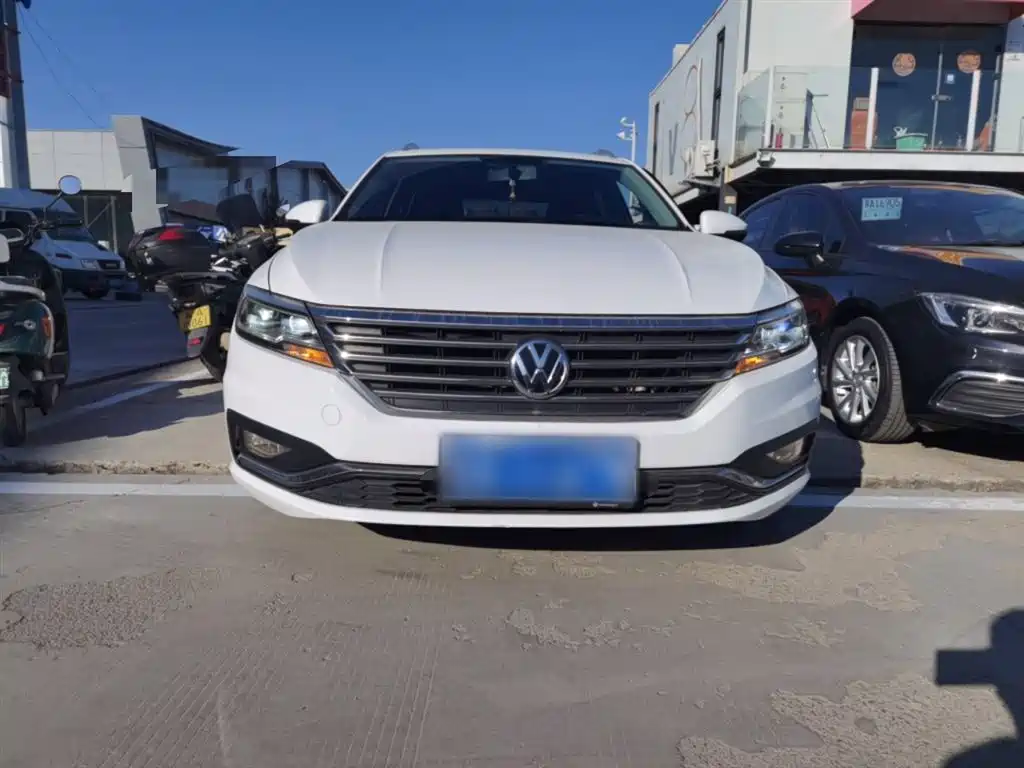 Lavida 朗逸 2019款 两厢 200 TSI DSG舒适版 国VI