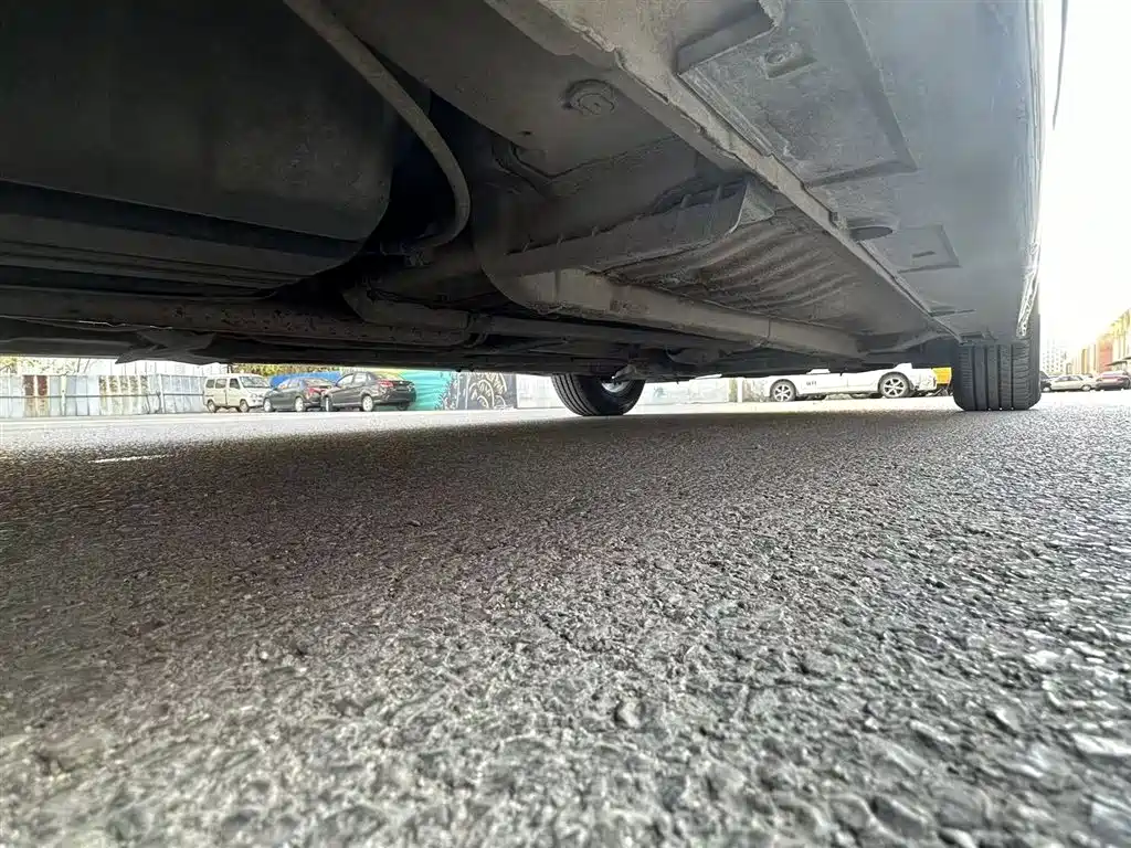 Kia K5 起亚K5 2014款 2.0 L 手动GL