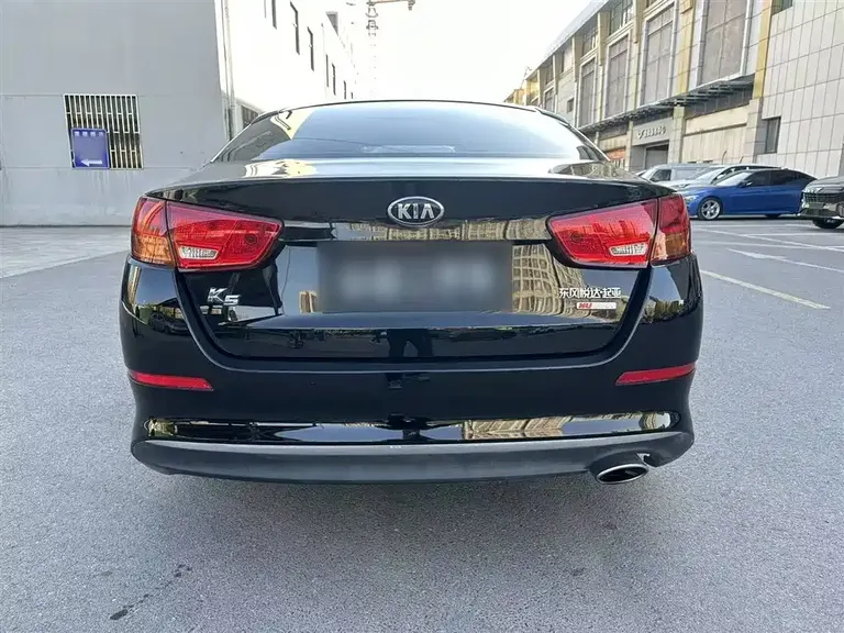 Kia K5 起亚K5 2014款 2.0 L 手动GL