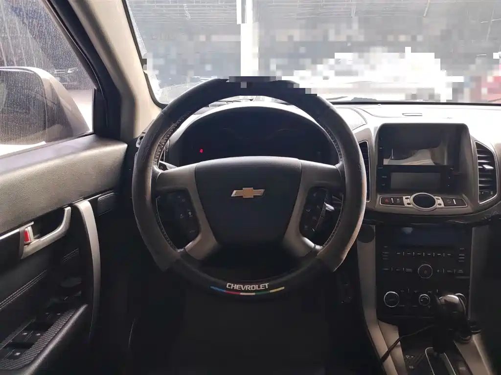 Captiva 2.4 L 4 WD Flagship 7-seat