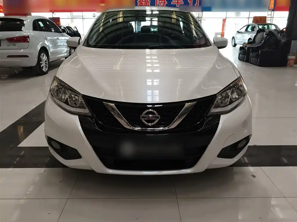 Tiida 1.6 L CVT Smart Travel CN-VI