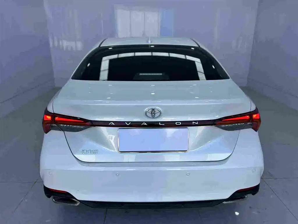 Avalon 2.0 L Luxury