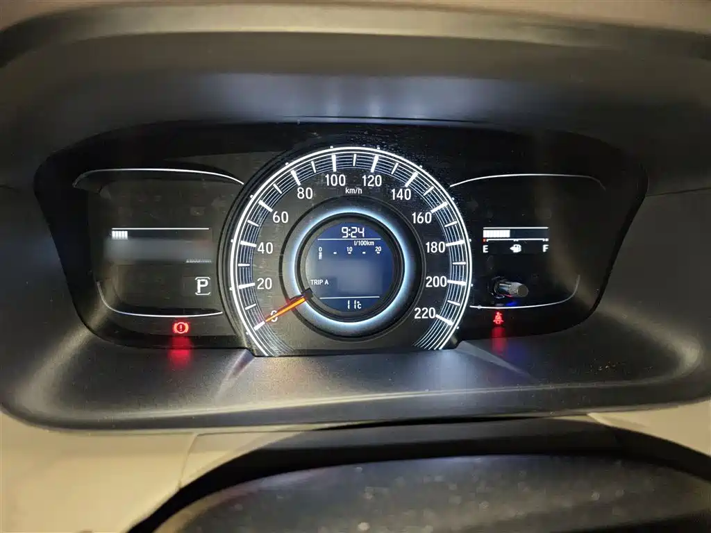 Odyssey Facelift 2.4 L Luxury