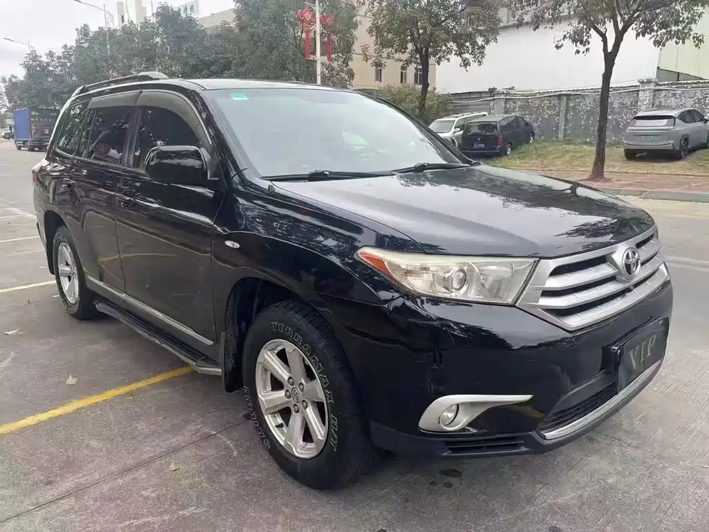 Highlander 2.7 L 2 WD 7-seat Elite