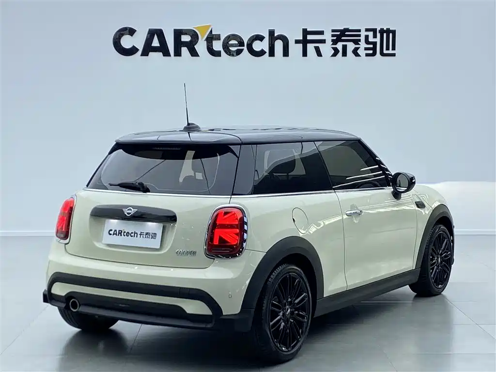 MINI 1.5 T COOPER Classic