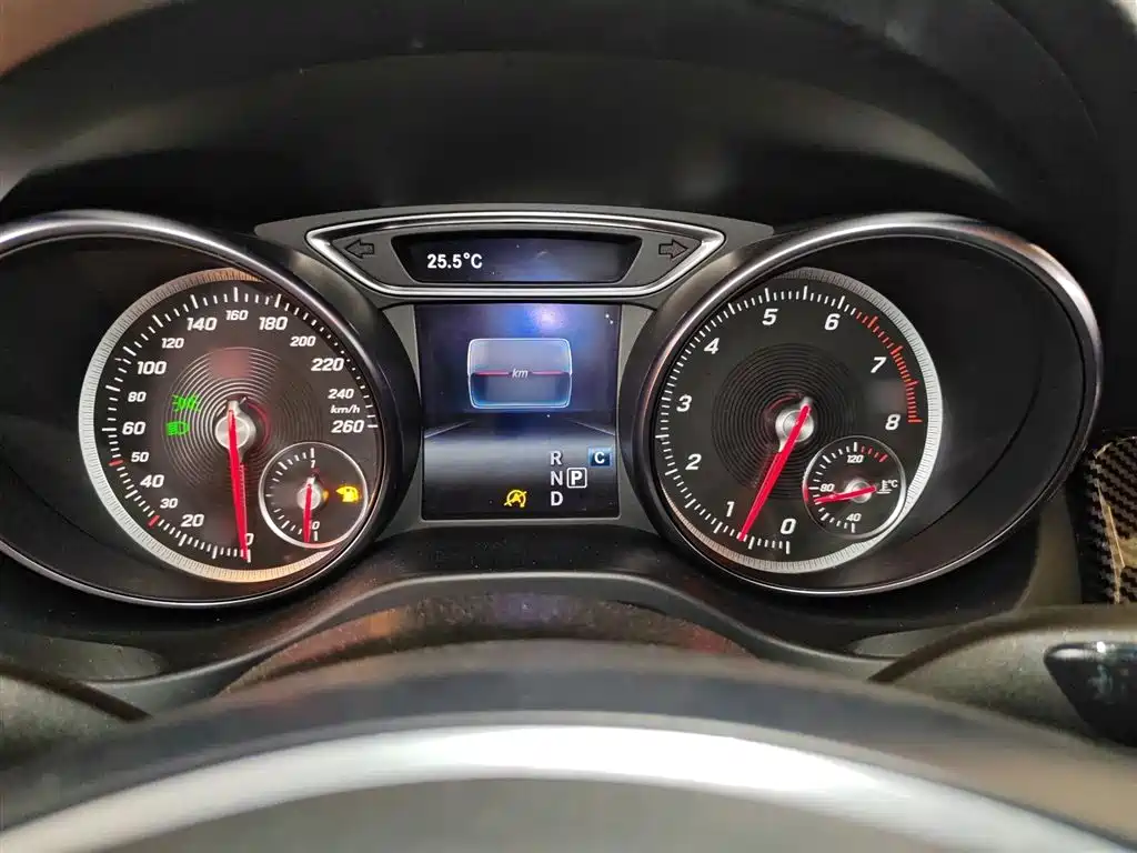 Mercedes-Benz GLA GLA 200 Dynamic
