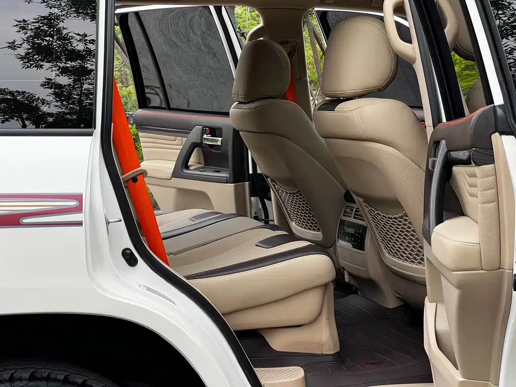Land Cruiser 4.0 L Auto VX