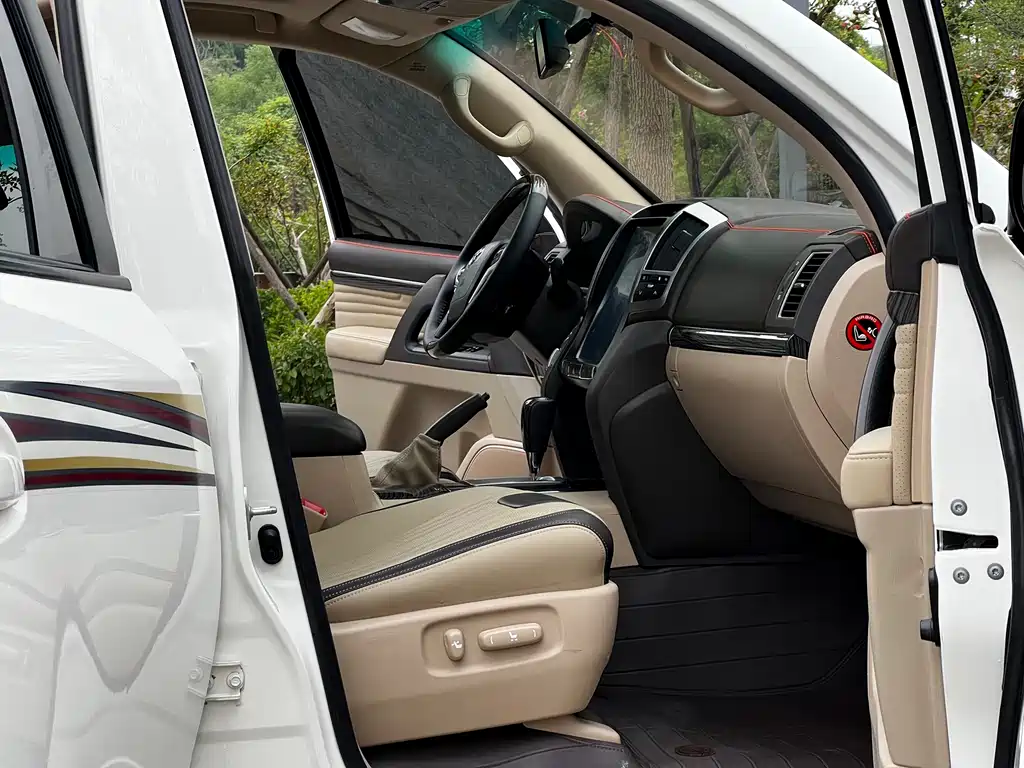 Land Cruiser 4.0 L Auto VX