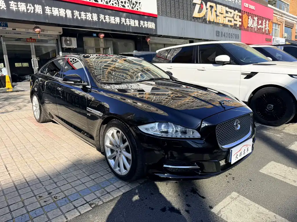 Jaguar XJ 捷豹XJ 2013款 XJL 3.0 SC 四驱旗舰商务版
