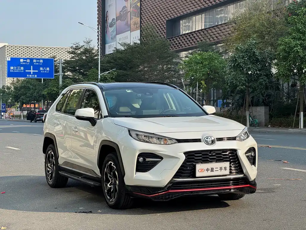 Wildlander 2.0 L CVT 4 WD Tech