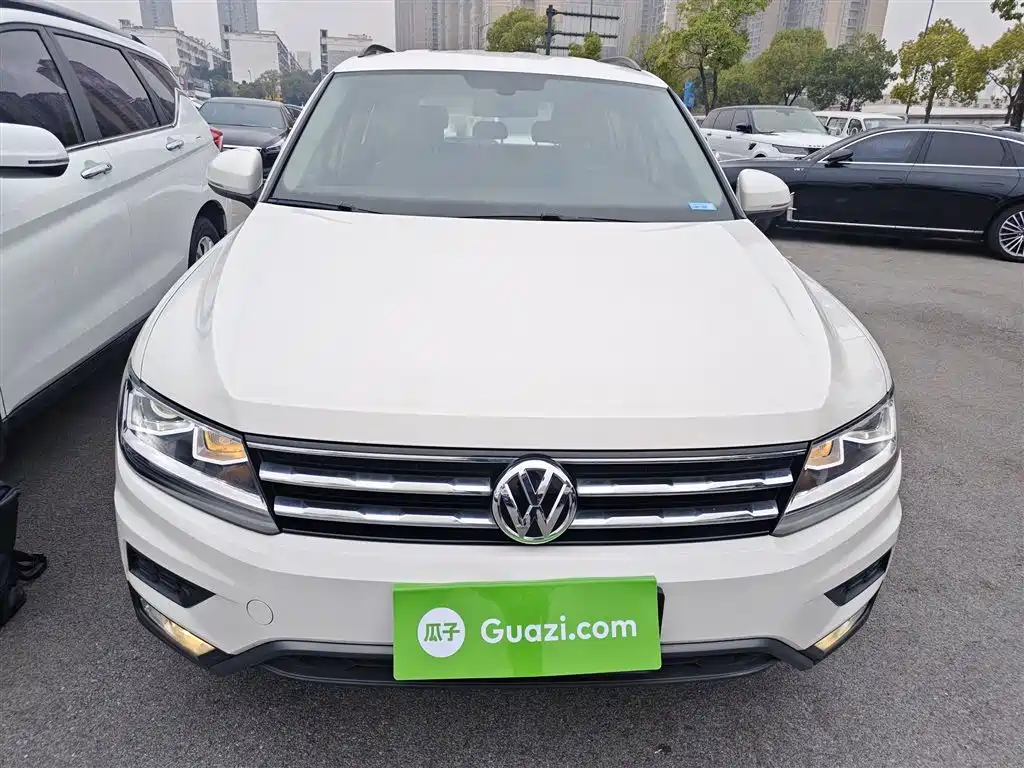 Tiguan L 途观L 2018款 改款 330 TSI 自动两驱风尚版