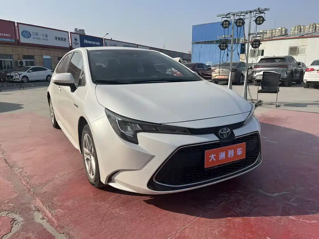 Levin Dual Engine 1.8 H E-CVT Luxury