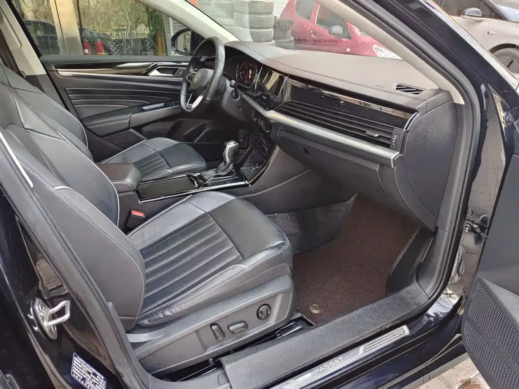 Passat 330 TSI Starry Sky Elite