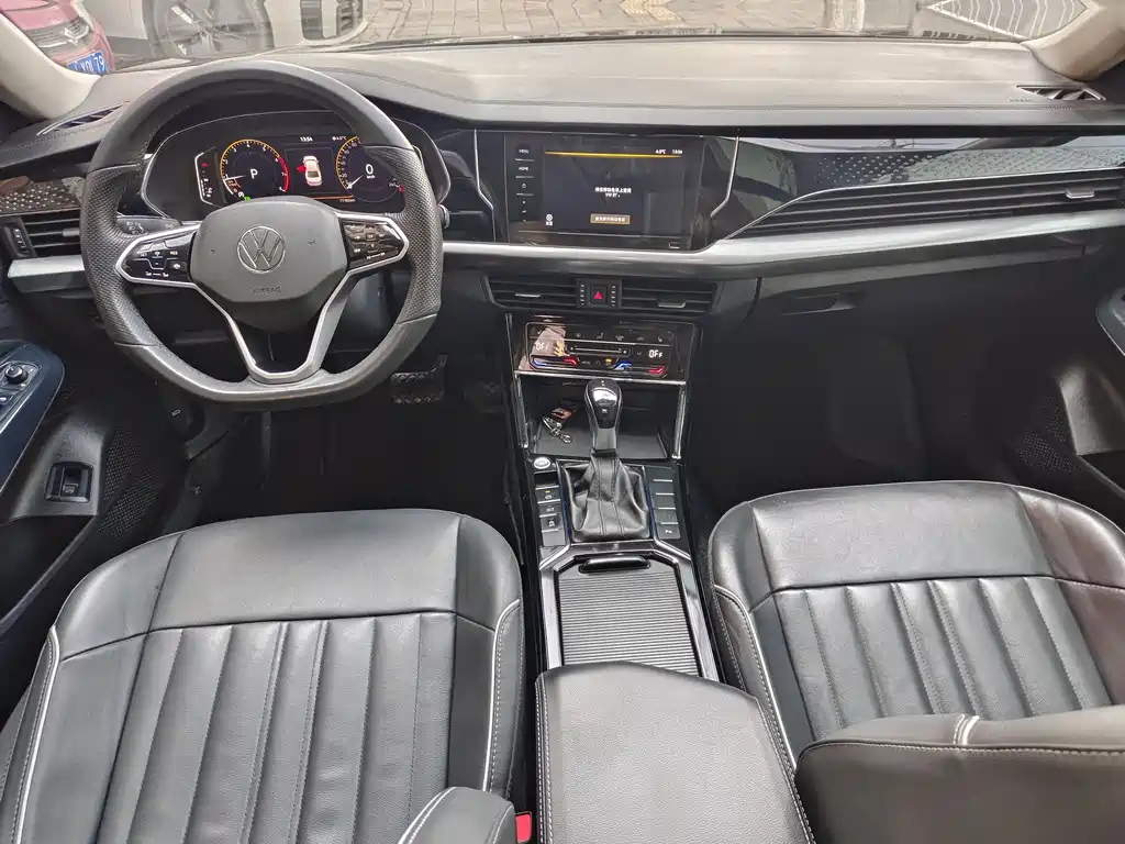 Passat 330 TSI Starry Sky Elite