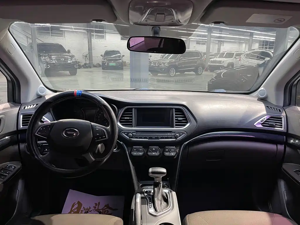 GAC Trumpchi GS4 200 T G-DCT Elite