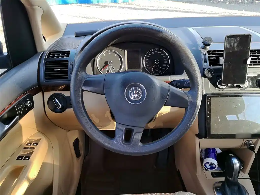 Touran 1.4 T DSG Comfort 5-seat
