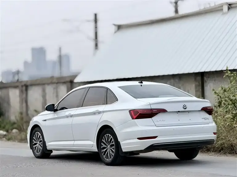 Volkswagen Sagitar 280 TSI DSG Comfort Connected