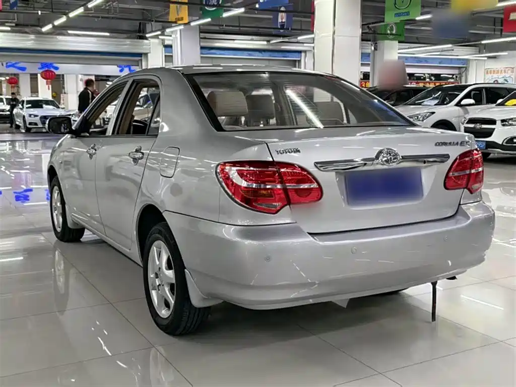 Corolla EX 1.6 L Manual Luxury