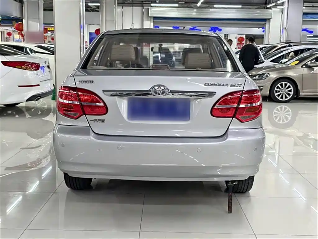Corolla EX 1.6 L Manual Luxury