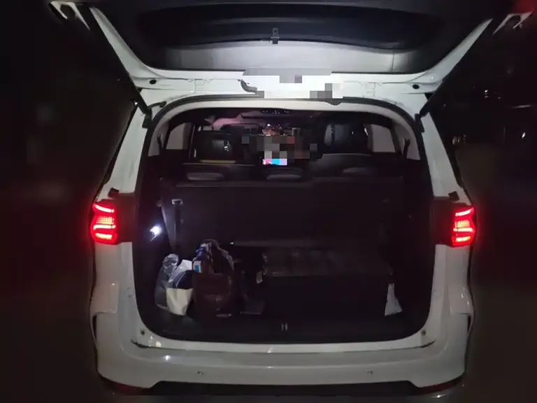 Roewe iMAX8 400 TGI Supreme Series LaCrosse