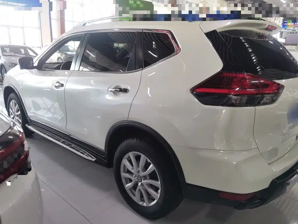 X-Trail 2.0 L CVT Comfort 2 WD