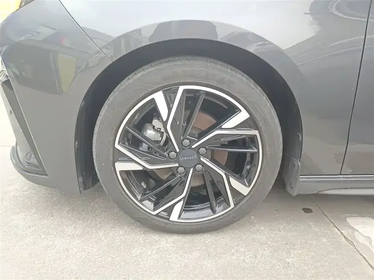 Lynk & Co 03 1.5 TD DCT Power Pro