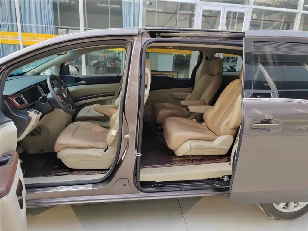Buick GL8 25 S Comfort CN-V