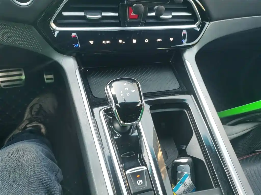 思皓X7 思皓X7 2021款 1.5 T 尊贵型