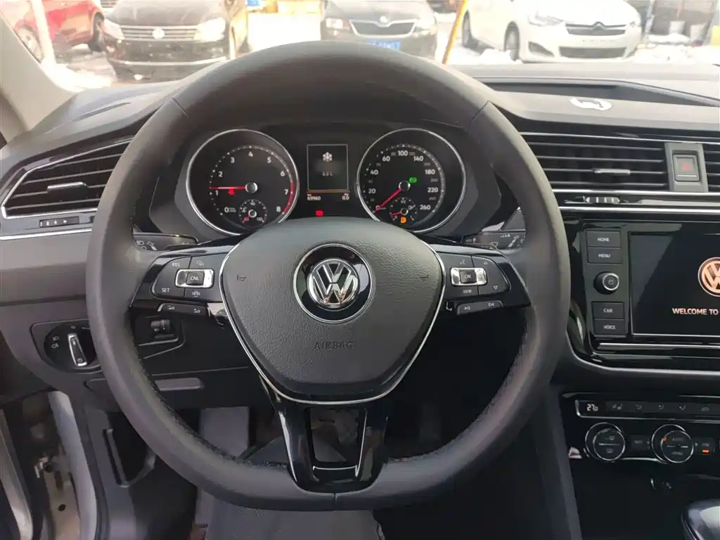 Tiguan L Facelift 330 TSI Auto 2 WD Luxury