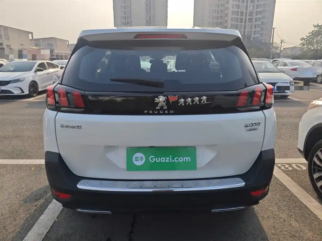 Peugeot 5008 350 THP 7-seat Elite