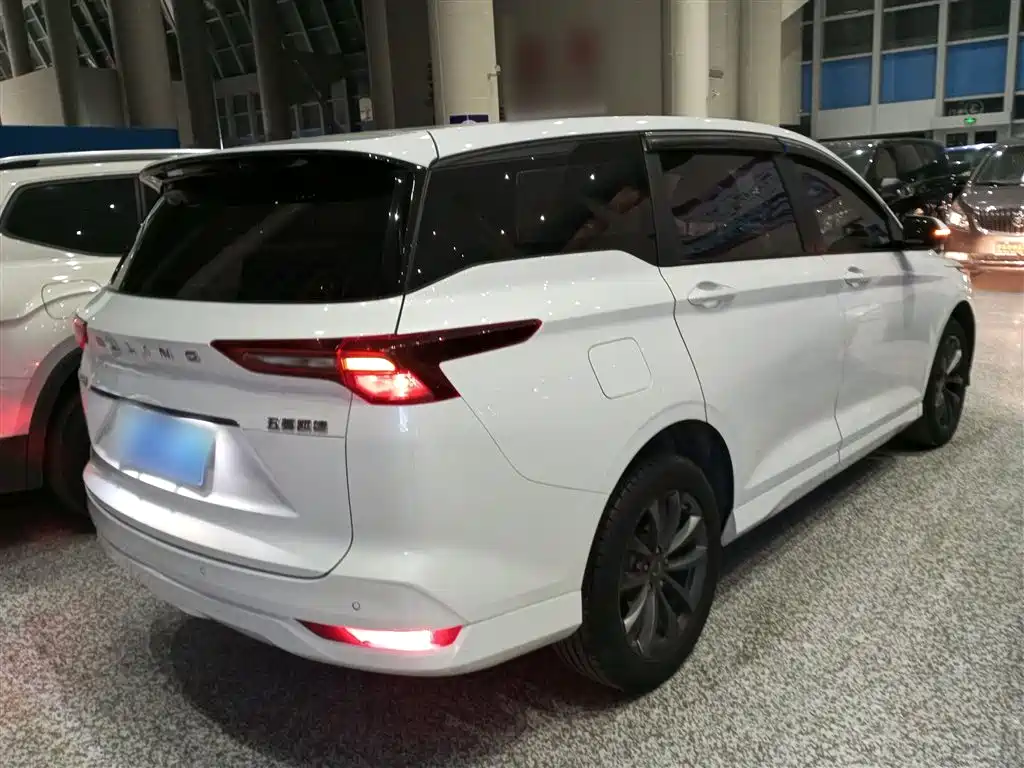 Wuling Victory 1.5 T CVT Elite