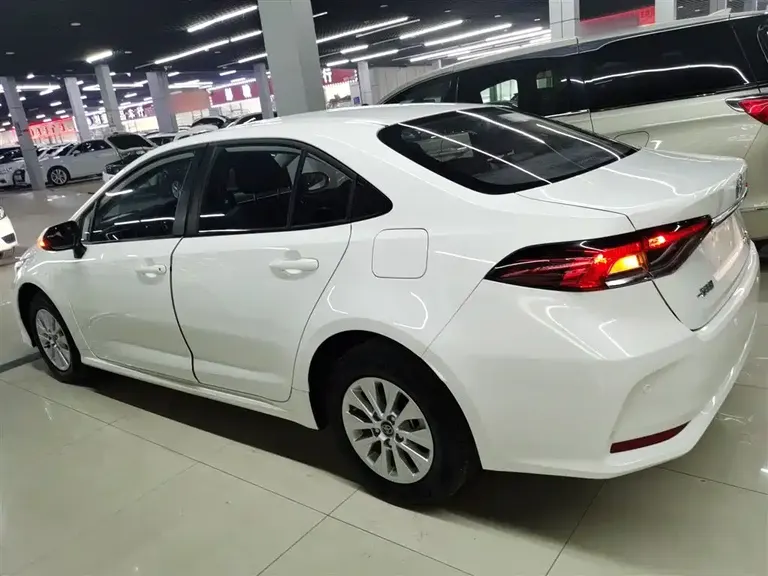 Toyota Corolla 1.2 T Pioneer