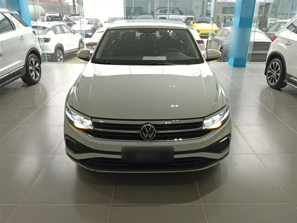 Bora 200 TSI DSG Smooth Travel