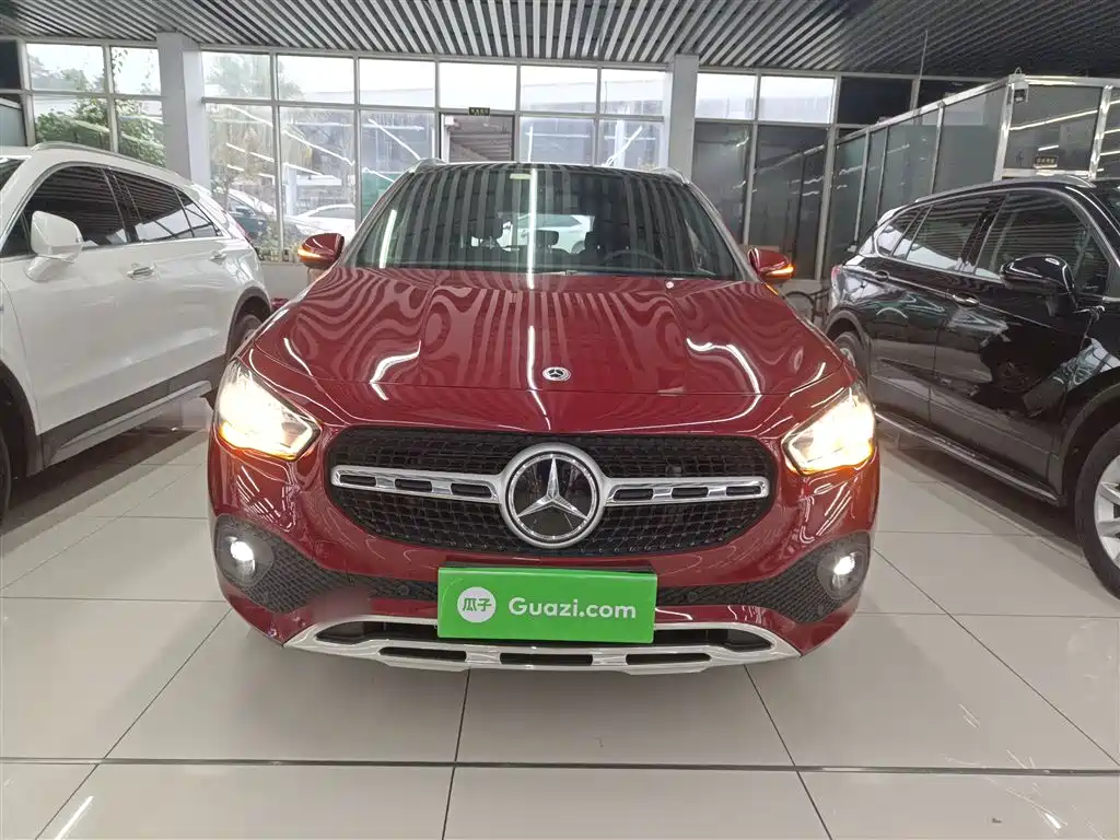 Mercedes-Benz GLA GLA 180