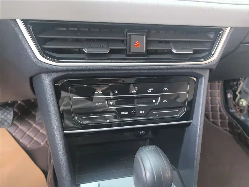 Tharu 300 TSI 2 WD Full Moon