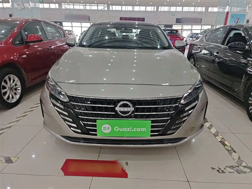 Teana 2.0 L XL-TLS Joy