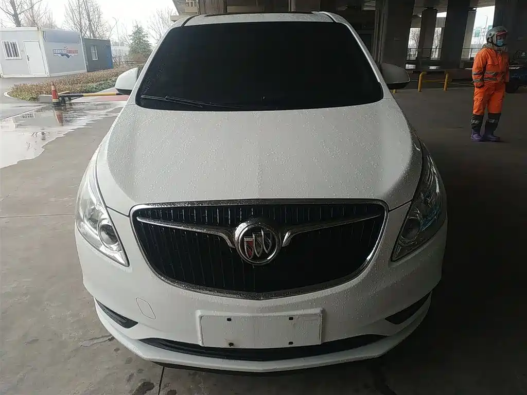 Buick GL8 28 T Distinguished CN-VI
