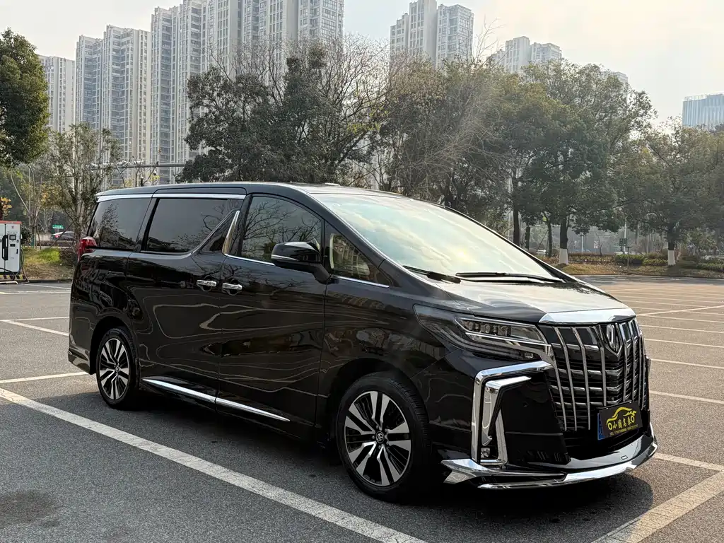 Alphard 3.5 L Luxury