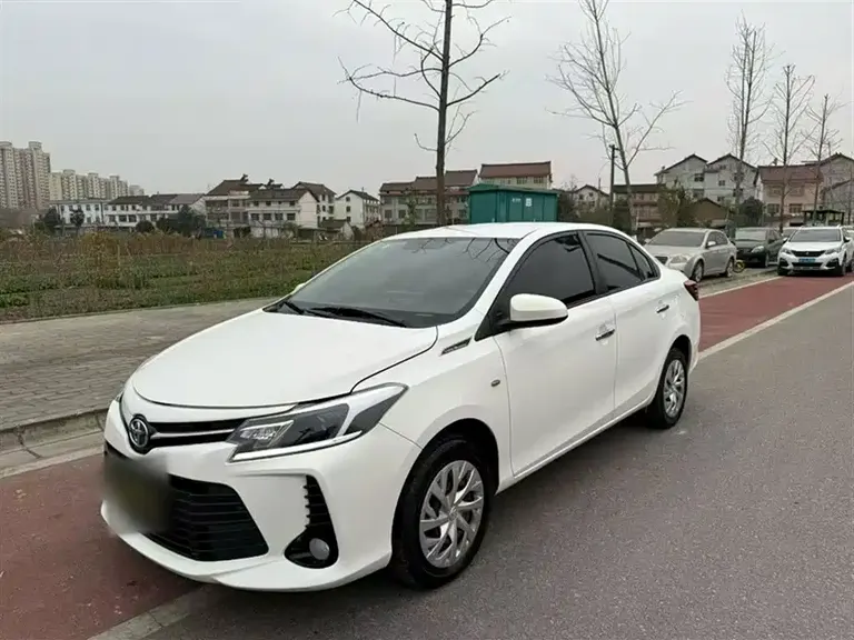 Toyota Vios 1.5 L 20 Anniversary
