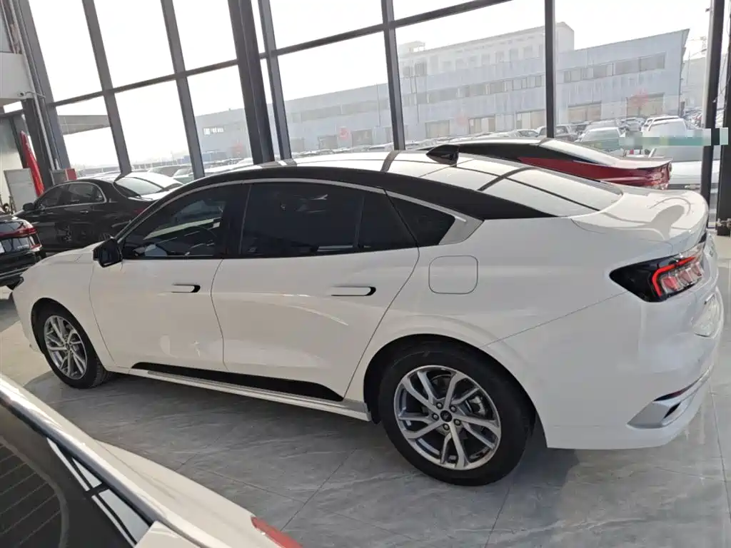 Mondeo Facelift EcoBoost 245 Luxury