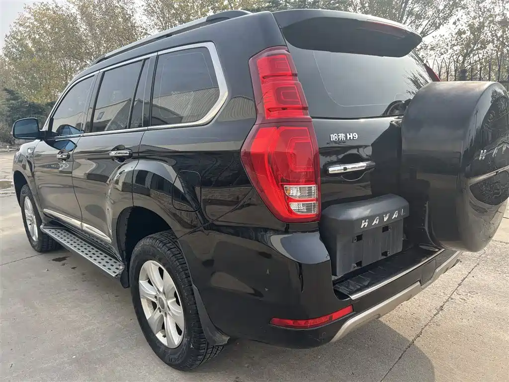 Haval H9 2.0 T 4 WD Luxury 5-seat